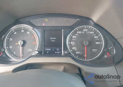 2010 Audi Q5 3.2 Premium из США, поврежденный, VIN WA1LKAFP5AA058709